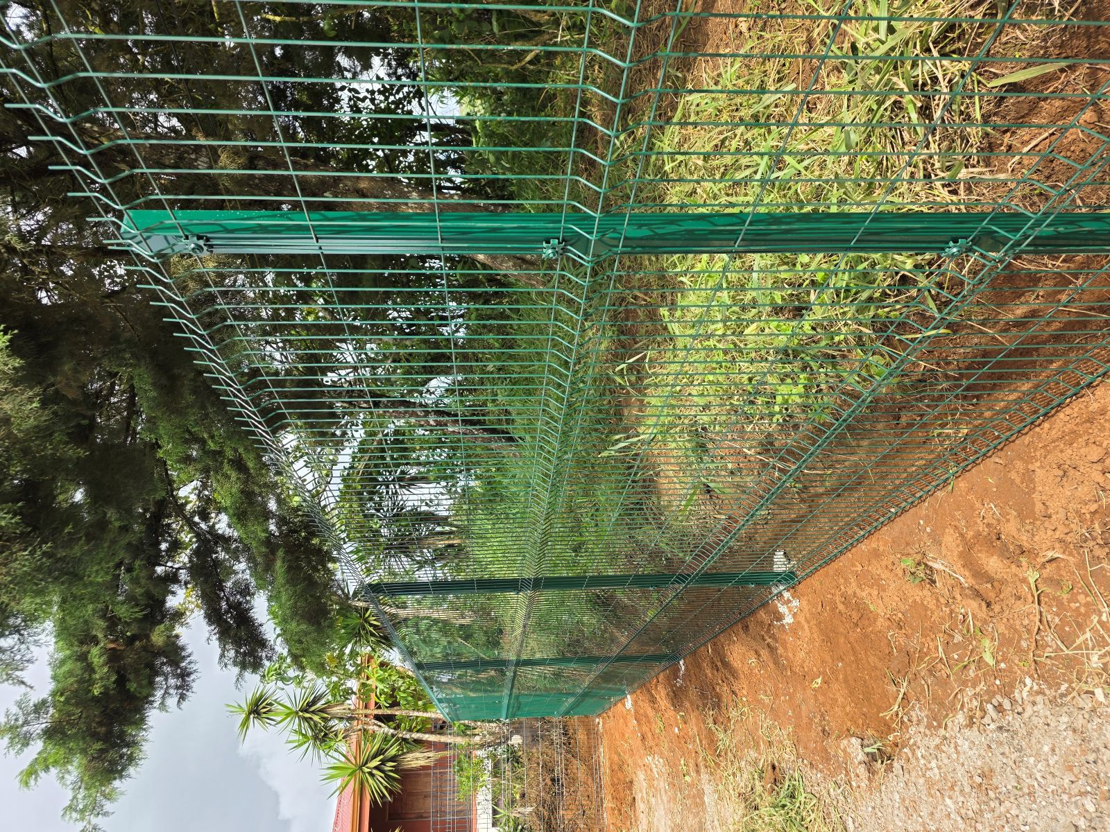 Perímetro con acabado verde